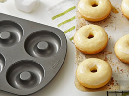 wilton doughnut pan